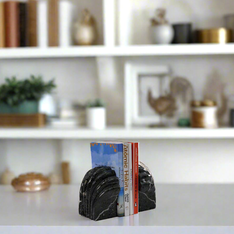 shell-bookend